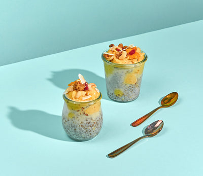 Flaxseed pudding with tropical topping