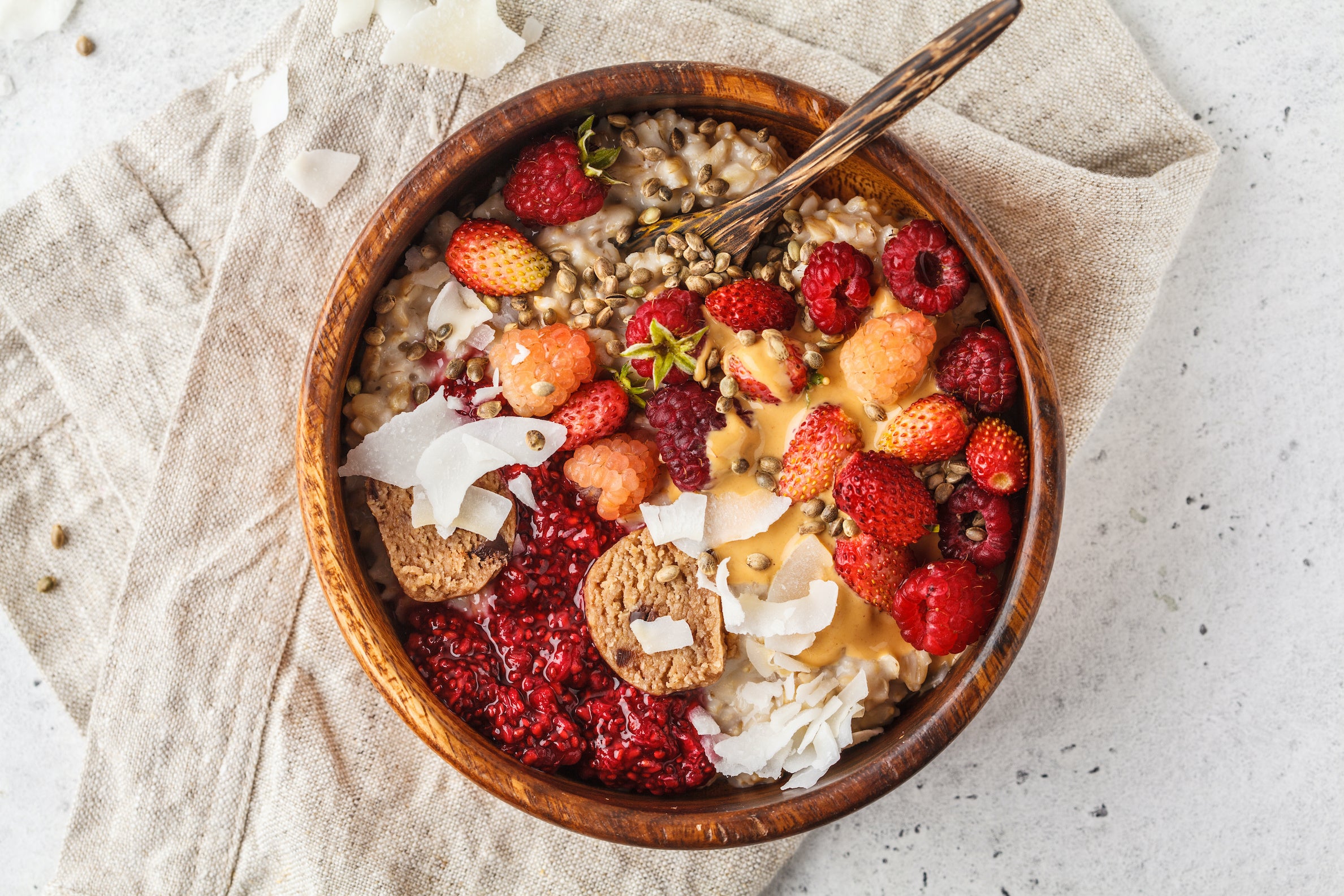 Veganes Protein Frühstück: Starte satt und stark in den Tag