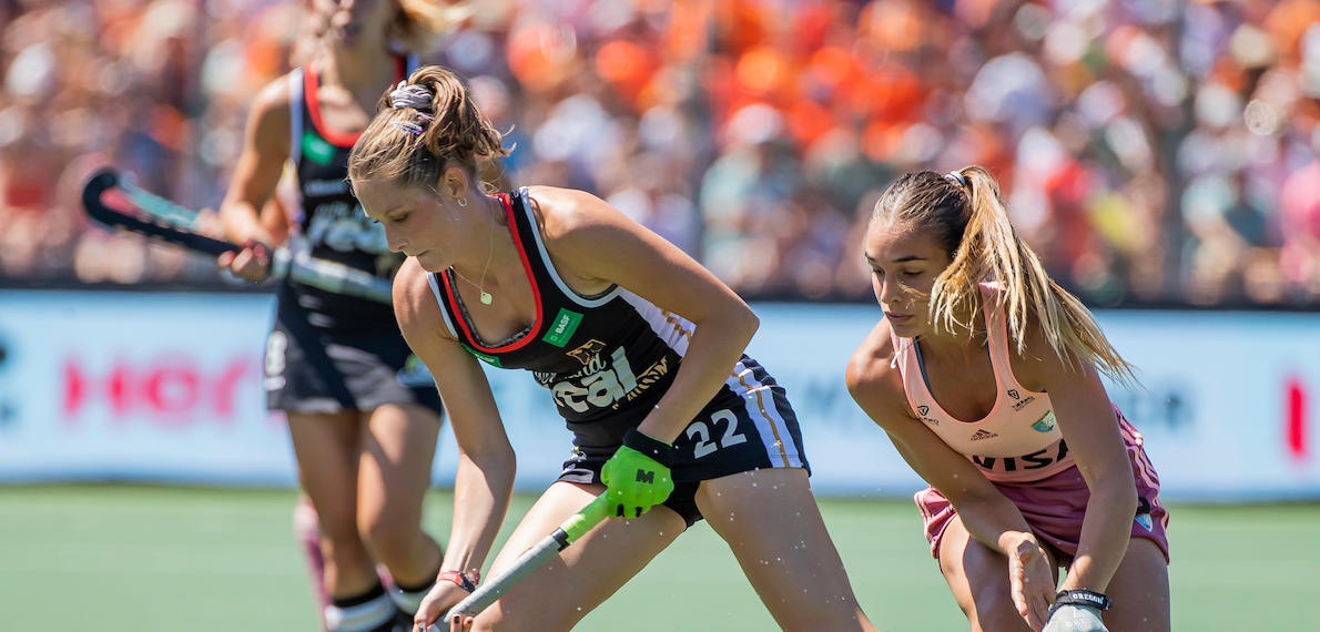 Cécile Pieper beim Hockey