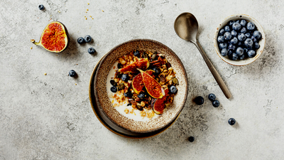 Is granola healthy? Learn how granola becomes a wholesome breakfast
